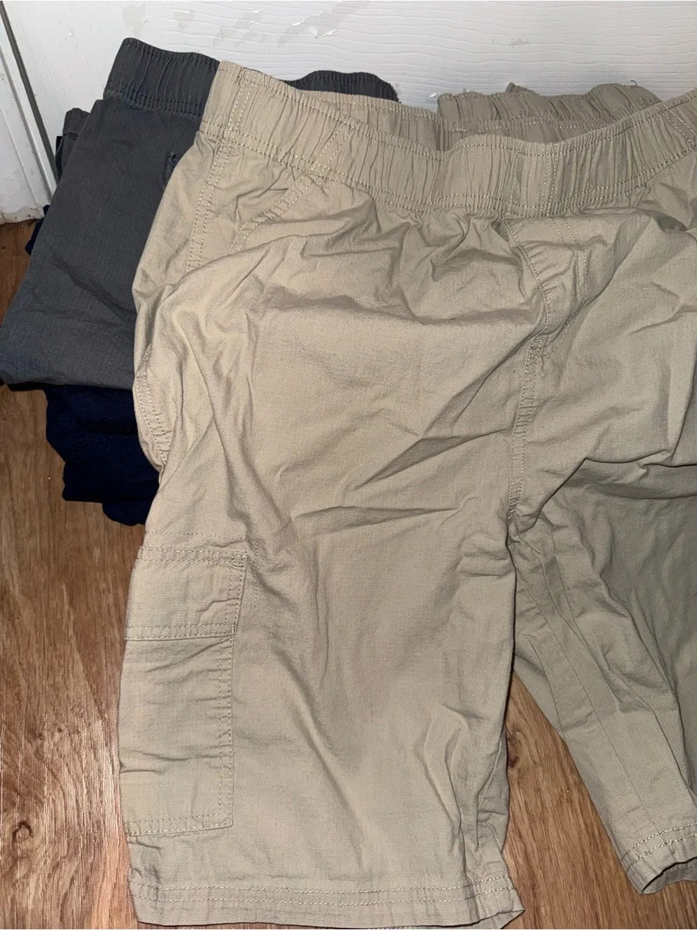 Boys Cargo Shorts Khaki, Navy, Gray size 20 bundle